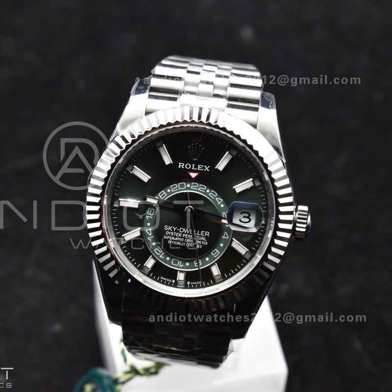 Sky-Dweller 326934 904L SS ZF 1:1 Best Edition Green Dial on SS Jubilee Bracelet A2824